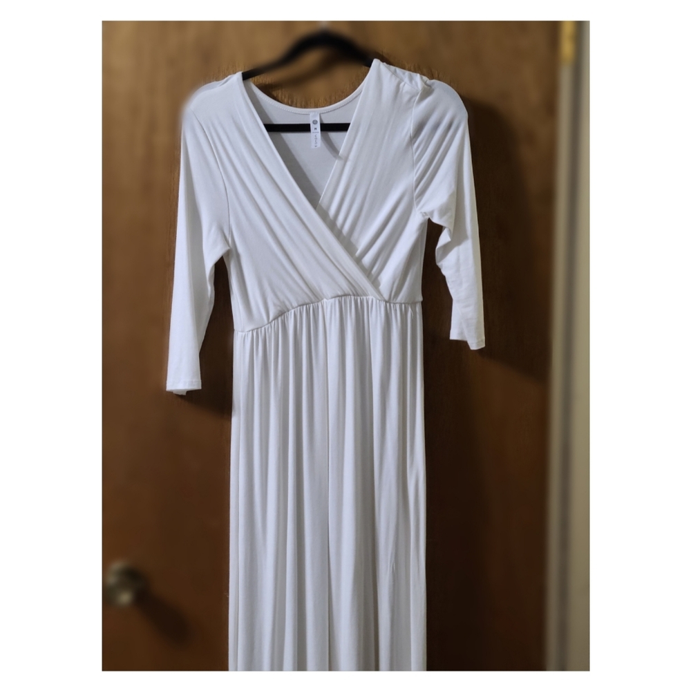 White maxi maternity dress